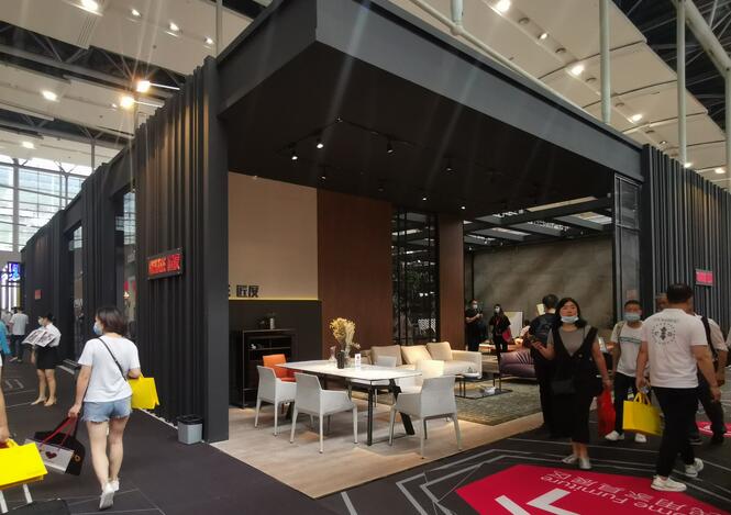該如何設計搭建大型展臺？