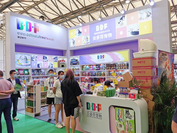 在上海36㎡小展位如何設計才能更大的放大空間？